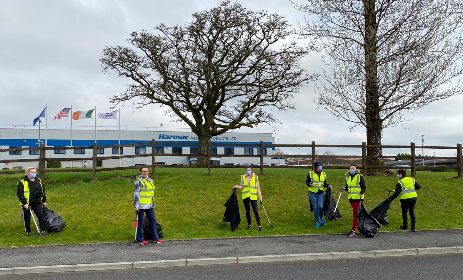 Harmac Ireland Litter Clean Up